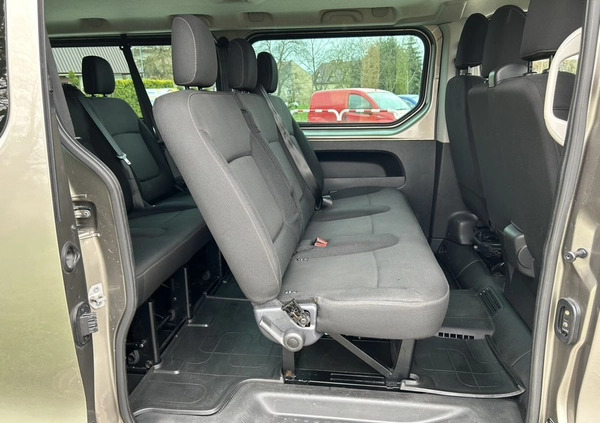 Renault Trafic cena 69900 przebieg: 230000, rok produkcji 2018 z Tarnów małe 436